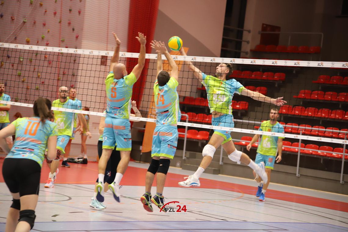 Kolejna seria Złotowskiej Ligi Siatkówki Golden League 2026 za nami! Kolejna seria Złotowskiej Ligi Siatkówki Golden League 2026 za nami!