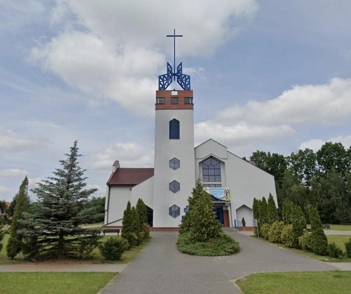 Konflikt o stronę parafialną trwa. Administrator publikuje oświadczenie Konflikt o stronę parafialną trwa. Administrator publikuje oświadczenie