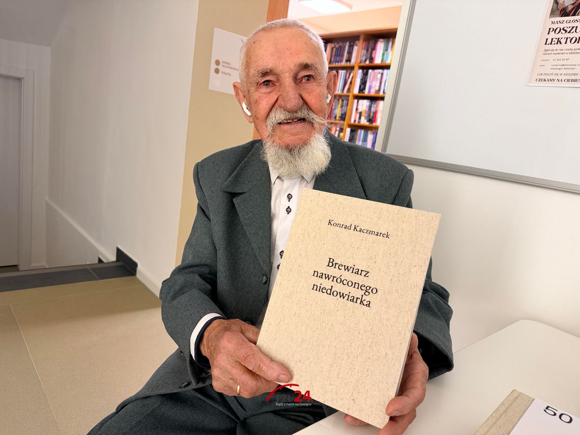 Konrad Kaczmarek zaprezentował nowy tomik poezji. „Brewiarz nawróconego niedowiarka”