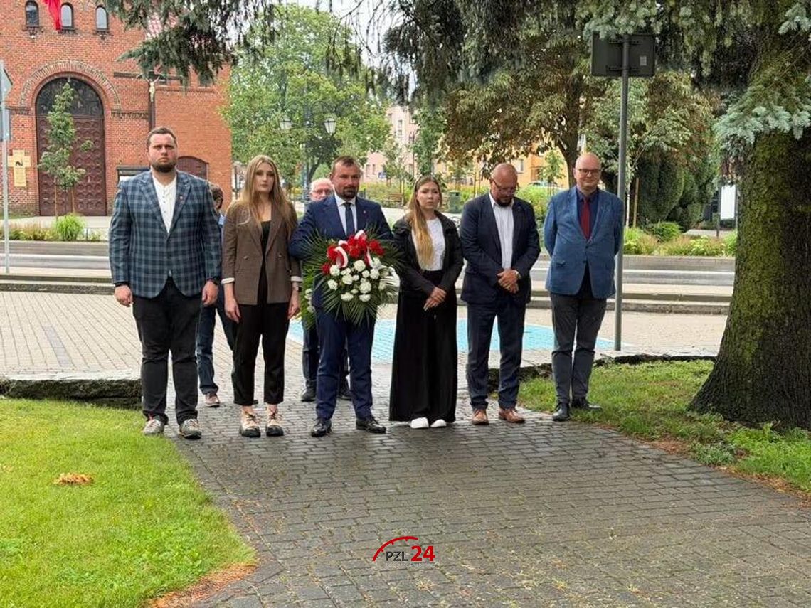 Krajenka uczciła pamięć Powstańców Warszawskich. Hołd oddano w godzinę „W”