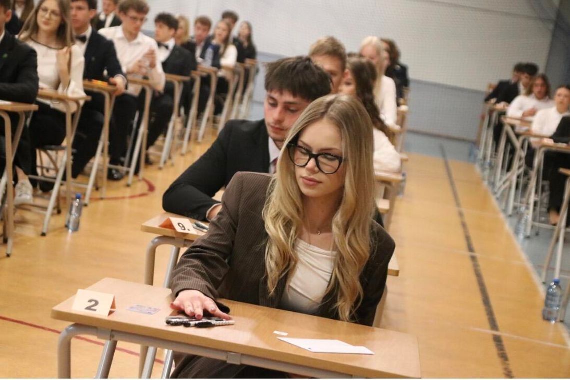 Matura 2026 w powiecie złotowskim. I LO zdeklasowało konkurencję, bardzo dobre wyniki technikum Matura 2026 w powiecie złotowskim. I LO zdeklasowało konkurencję, bardzo dobre wyniki technikum