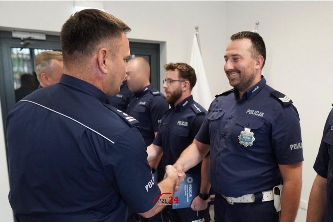 Mieszkanka Złotowa ruszyła na pomoc razem z policjantem. Uratowali życie 68-latkowi Mieszkanka Złotowa ruszyła na pomoc razem z policjantem. Uratowali życie 68-latkowi