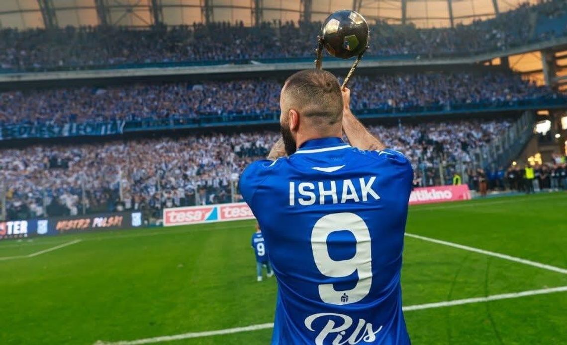 Mistrzowski puchar Lecha Poznań w Złotowie!