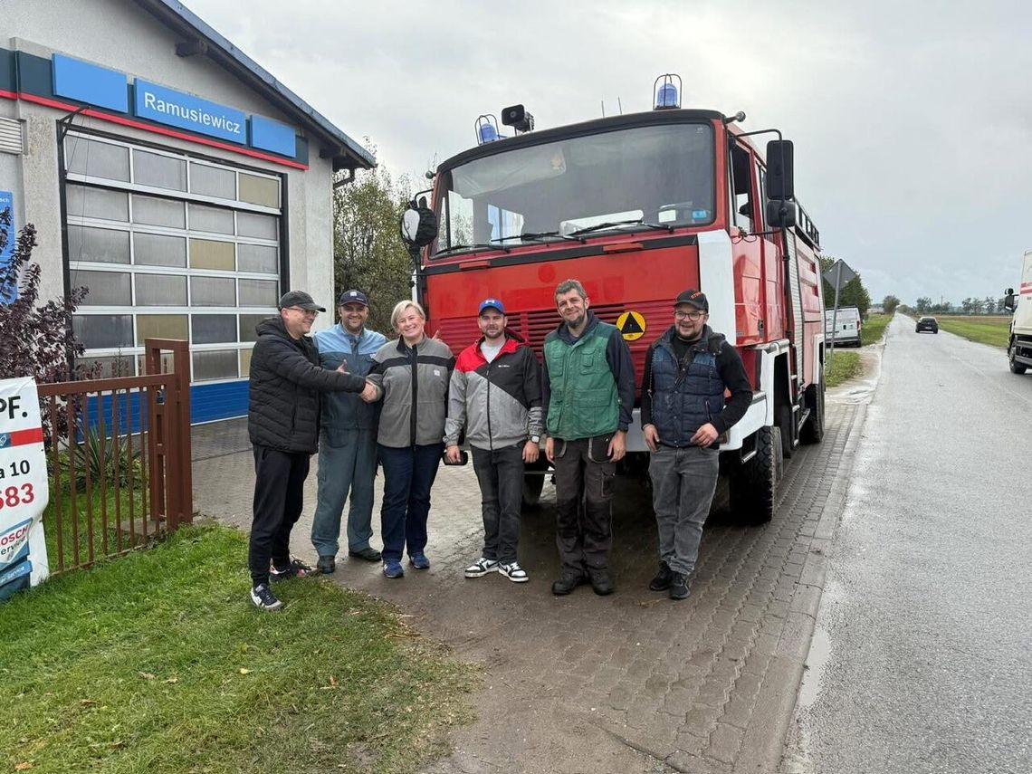 Najmłodsza OSP w Polsce ma już swój pierwszy wóz bojowy. Pojazd trafił do Skórki z bazy wojskowej