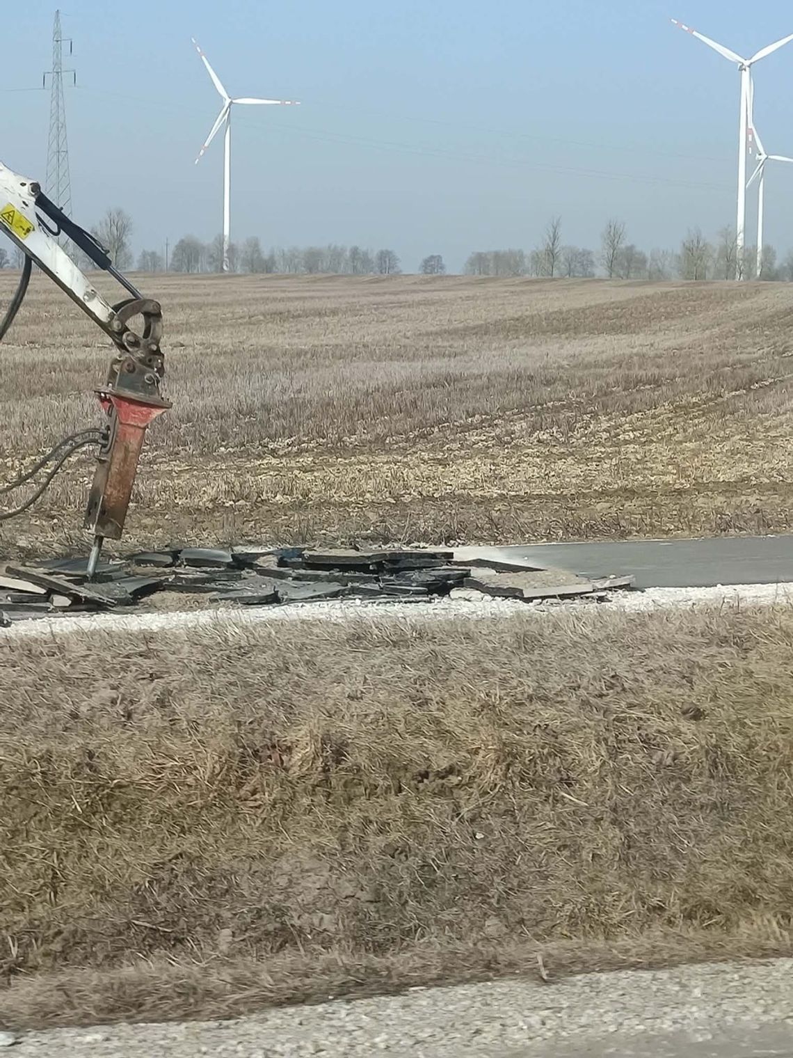 Nowa ścieżka rowerowa już w naprawie. Odcinek Klukowo – Krajenka tymczasowo zamknięty