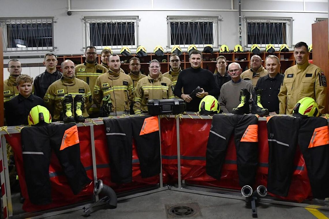 Nowy sprzęt dla OSP Zakrzewo – prezentacja wyposażenia zakupionego z budżetu gminy i funduszy sołeckich Nowy sprzęt dla OSP Zakrzewo – prezentacja wyposażenia zakupionego z budżetu gminy i funduszy sołeckich