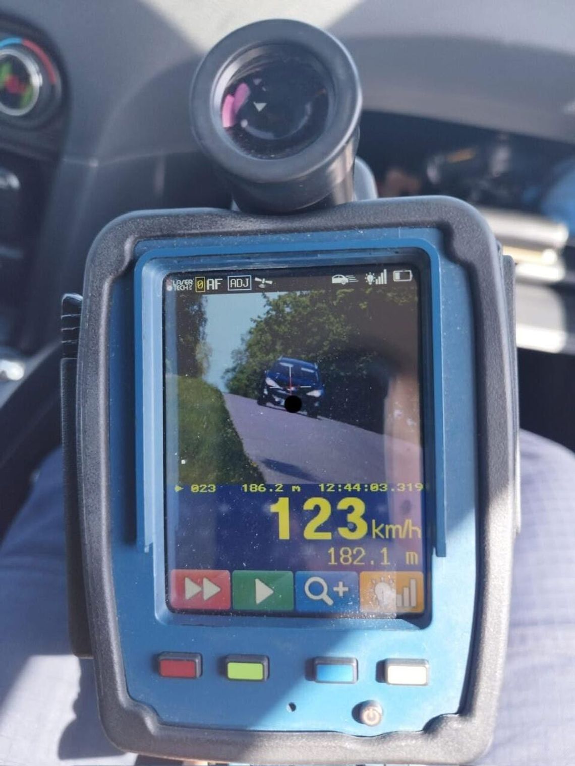 Pędził 123 km/h w terenie zabudowanym