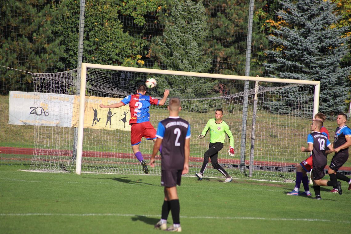 Pewne trzy punkty rezerw Sparty Złotów. Błyskawica Nieżychowo pokonana 4:1
