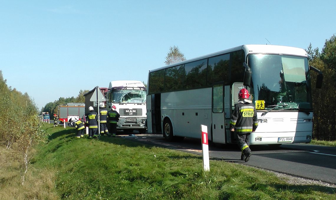 PILNE: Wypadek szkolnego autobusu