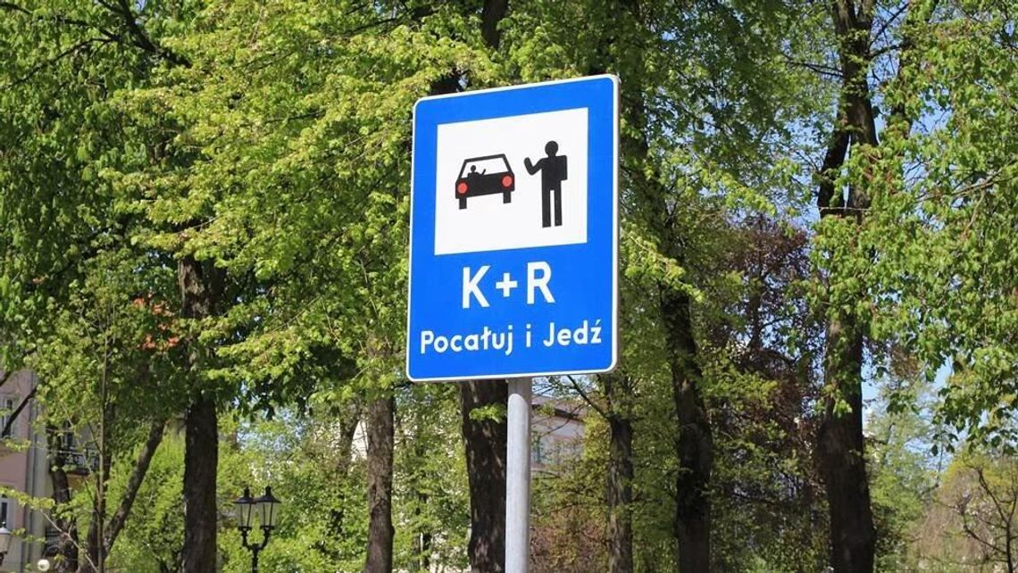 „Pocałuj i jedź” - nowy znak w Złotowie