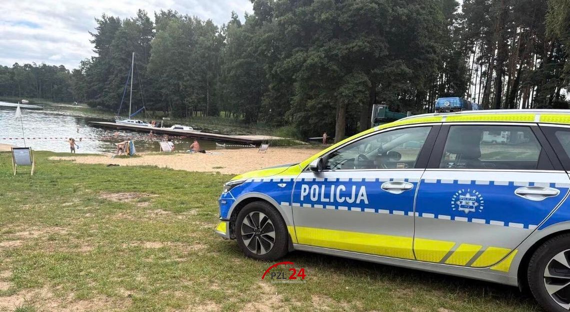 Pozostawione rzeczy na plaży postawiły służby na nogi. Akcja nad jeziorem Borówno zakończyła się szczęśliwie