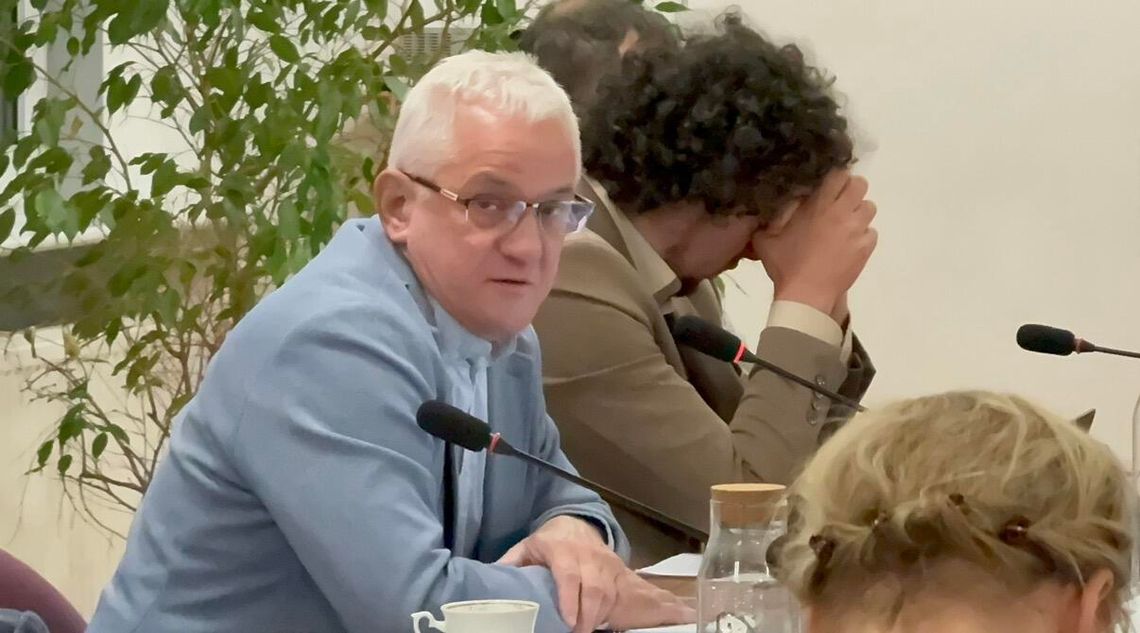 Radny Koronkiewicz pod napięciem. Gdzie kończy się kontrola, a zaczyna atak? Radny Koronkiewicz pod napięciem. Gdzie kończy się kontrola, a zaczyna atak?