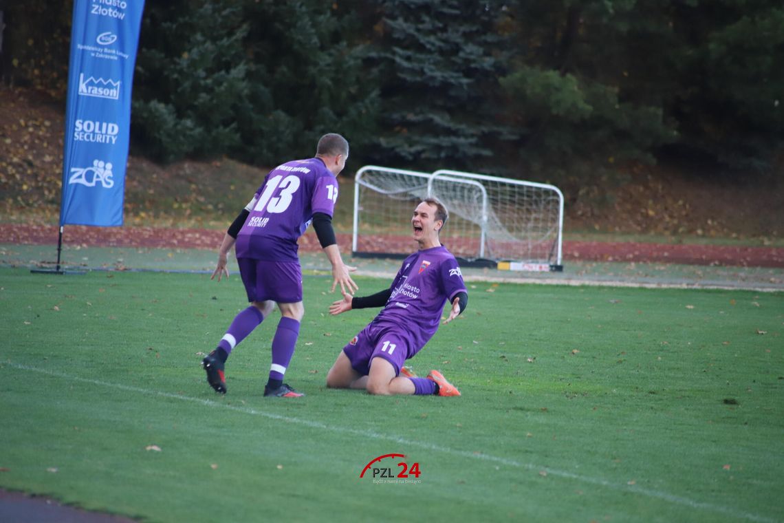 Sparta odrobiła trzybramkową stratę! Remis z liderem w Złotowie Sparta odrobiła trzybramkową stratę! Remis z liderem w Złotowie