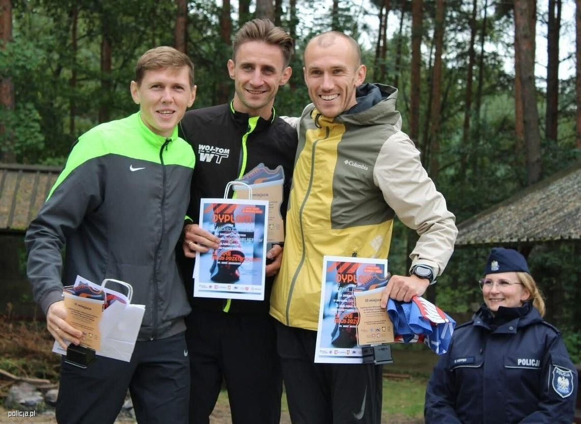 Sukces policjantów ze Złotowa w Ogólnopolskich Mistrzostwach Policji w Biegu Przełajowym Sukces policjantów ze Złotowa w Ogólnopolskich Mistrzostwach Policji w Biegu Przełajowym