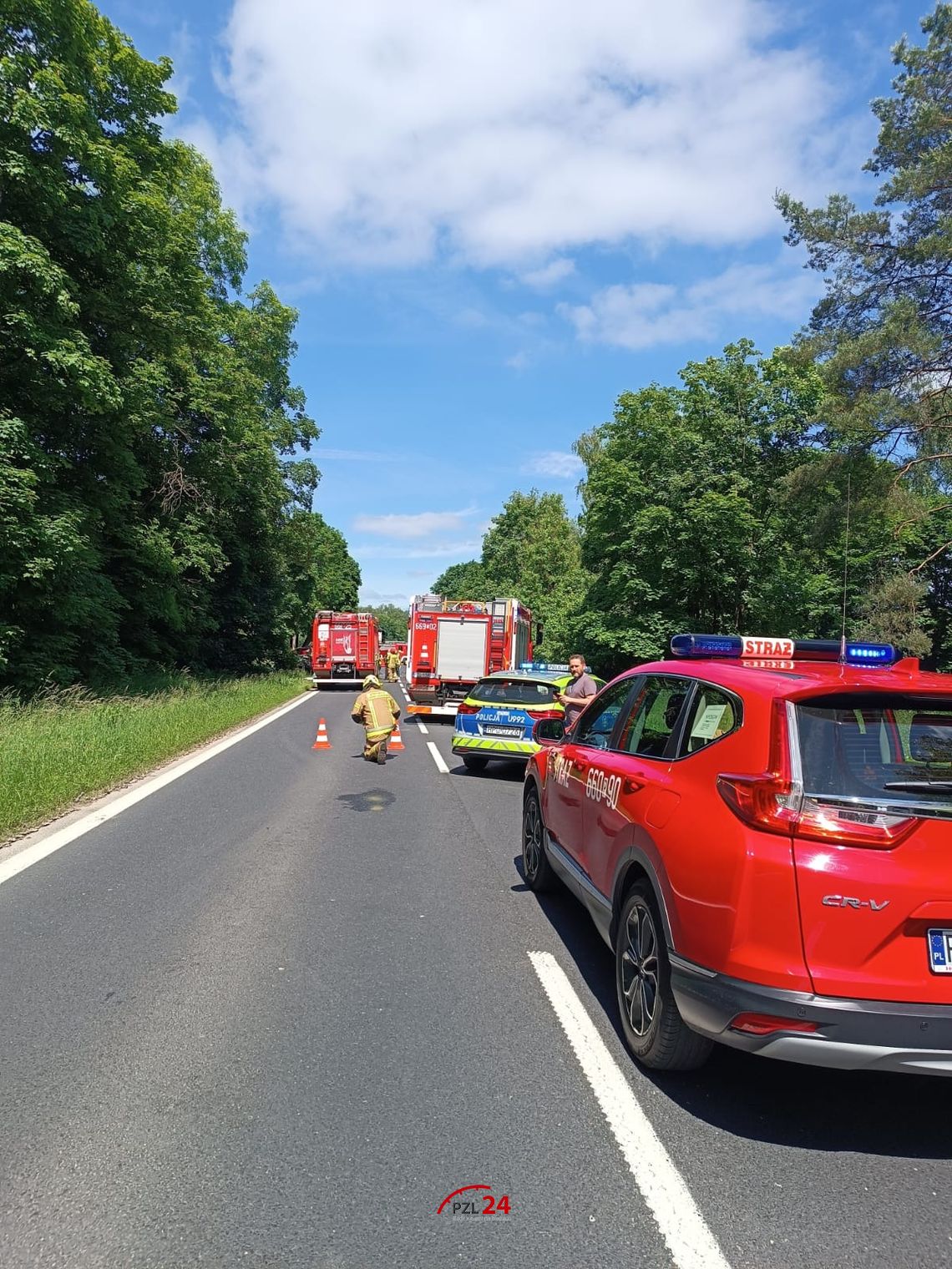 Tragiczny wypadek na DK11. Droga całkowicie zablokowana, na miejsce zadysponowano LPR Tragiczny wypadek na DK11. Droga całkowicie zablokowana, na miejsce zadysponowano LPR
