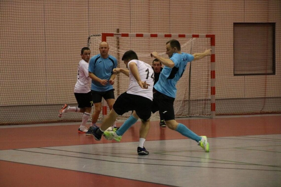 Trzecia odsłona Złotowskiej Ligi Futsalu: emocje, walka i wyrównane pojedynki