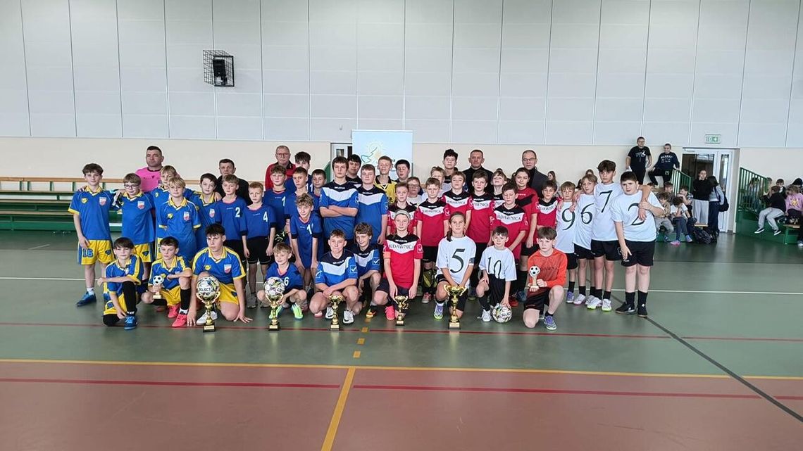 Turniej piłki nożnej w Radawnicy