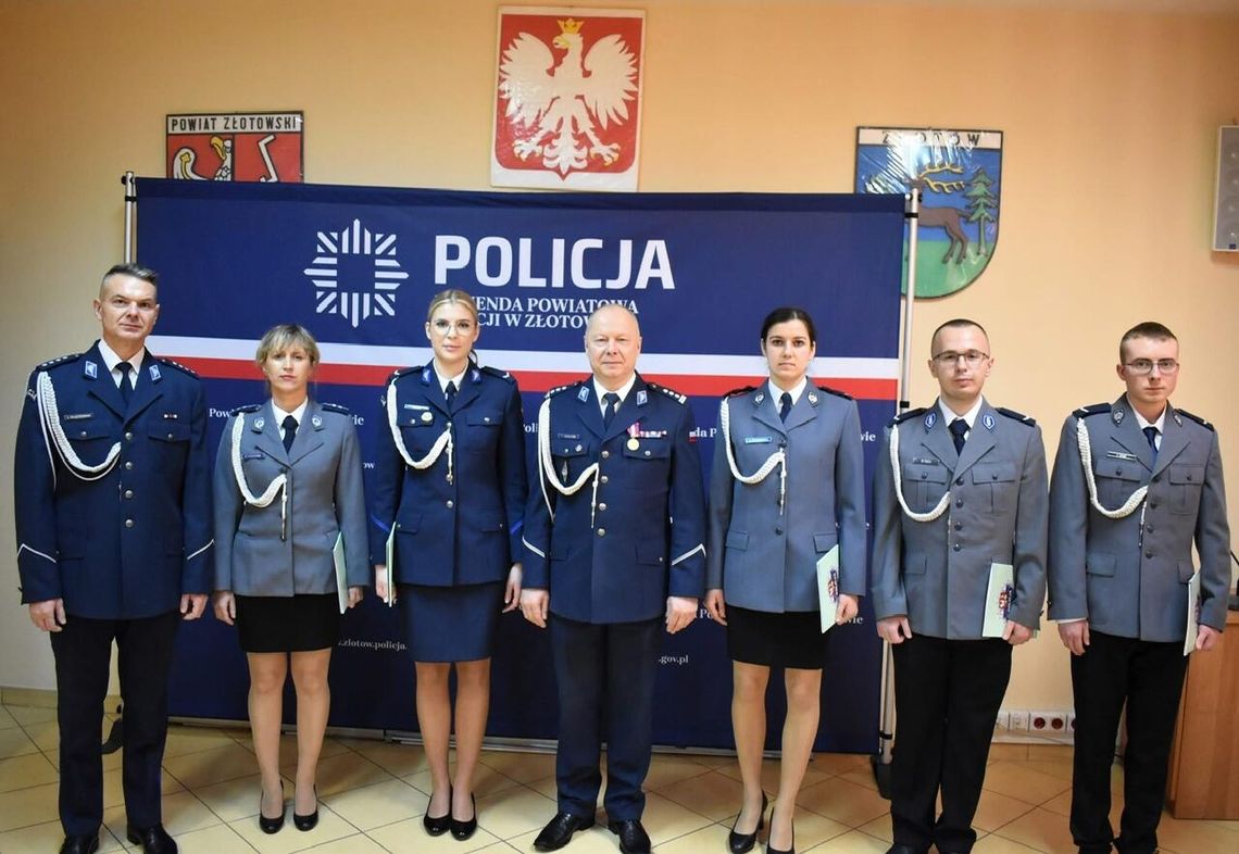 Uroczysta zbiórka i awanse w złotowskiej Policji Uroczysta zbiórka i awanse w złotowskiej Policji