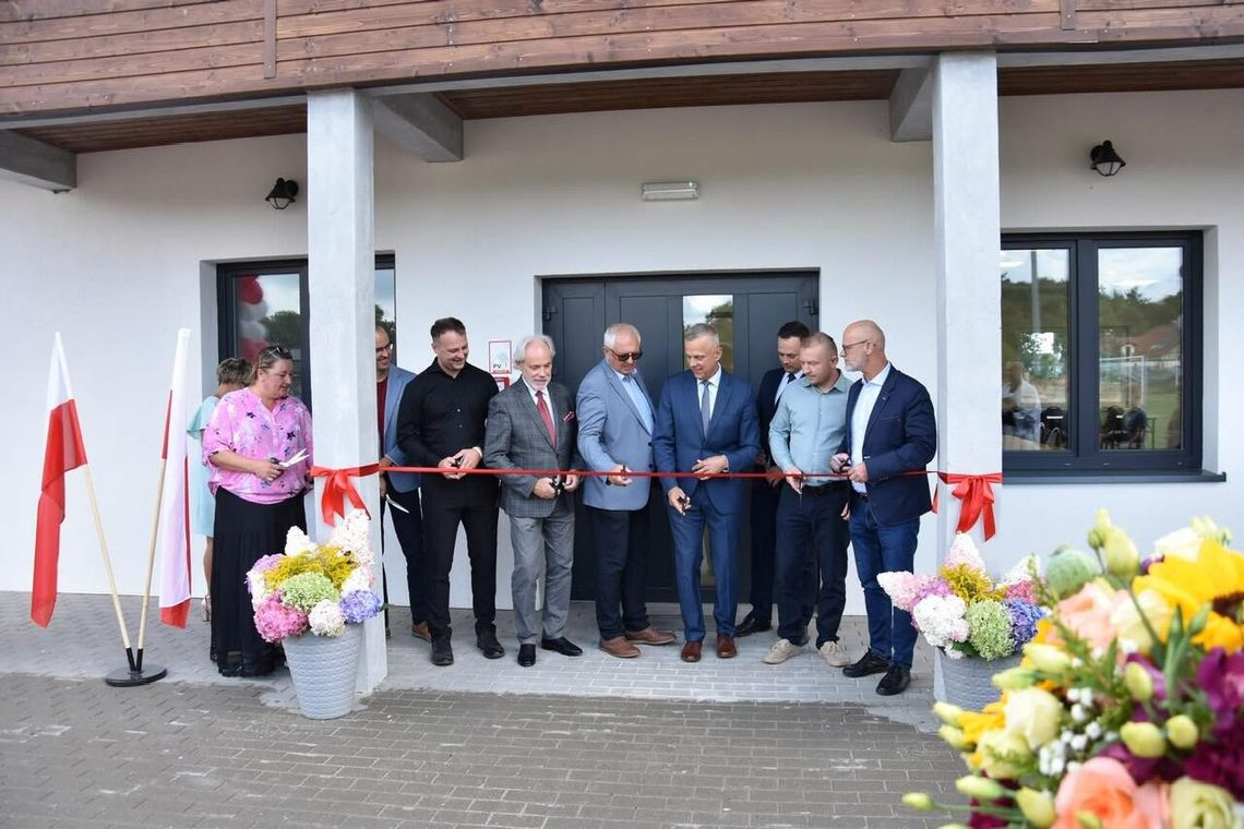 Uroczyste otwarcie świetlicy wiejskiej w Bartoszkowie