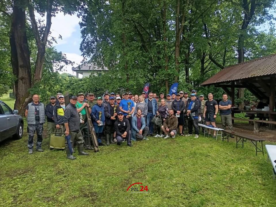 V Memoriał Wędkarski ku pamięci Grzegorza Andrzejewskiego nad jeziorem Łąkie. V Memoriał Wędkarski ku pamięci Grzegorza Andrzejewskiego nad jeziorem Łąkie.
