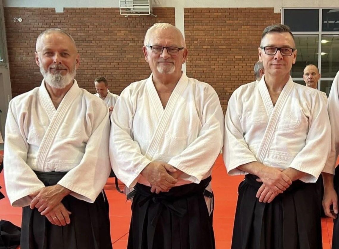 Wielkie święto w Złotowskim Klubie Aikido – historyczne awanse podczas Kagamibiraki w Japonii