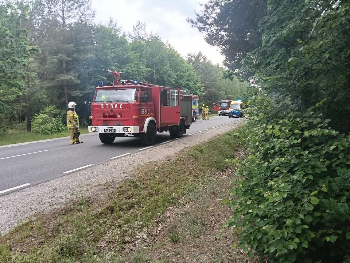 Wypadek motocyklisty na DW 189. 18-latek trafił do szpitala