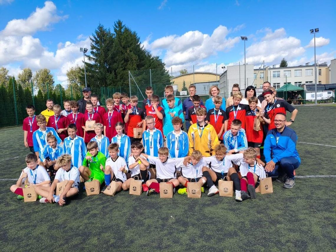 Z Orlika Na Stadion - turniej piłkarski w Zakrzewie