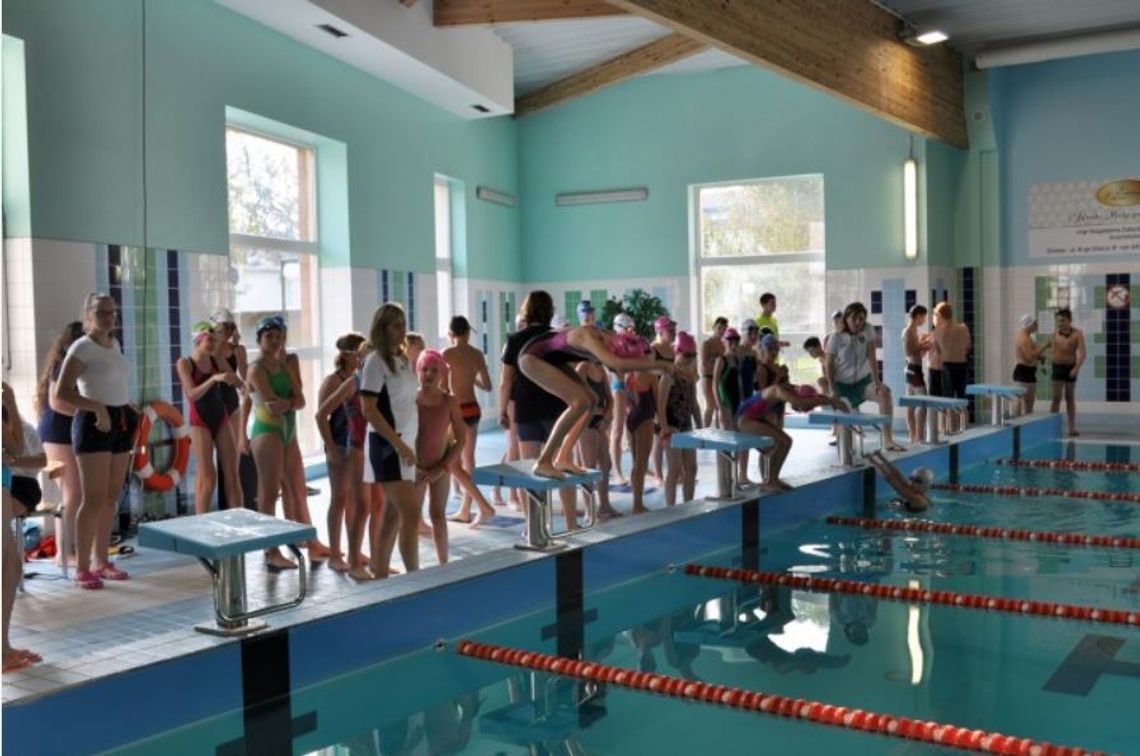 ZCAS organizuje zawody pływackie