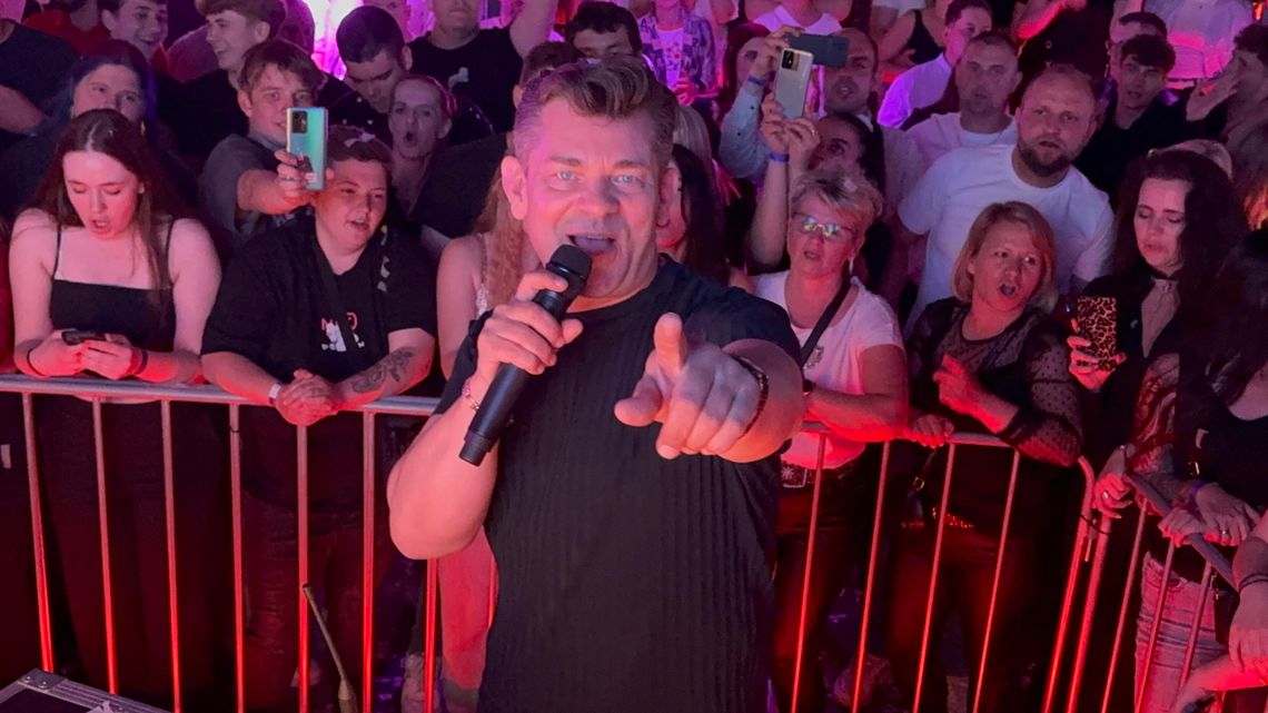 Zenek Martyniuk rozkołysał Złotów – niezapomniany koncert w klubie Gold