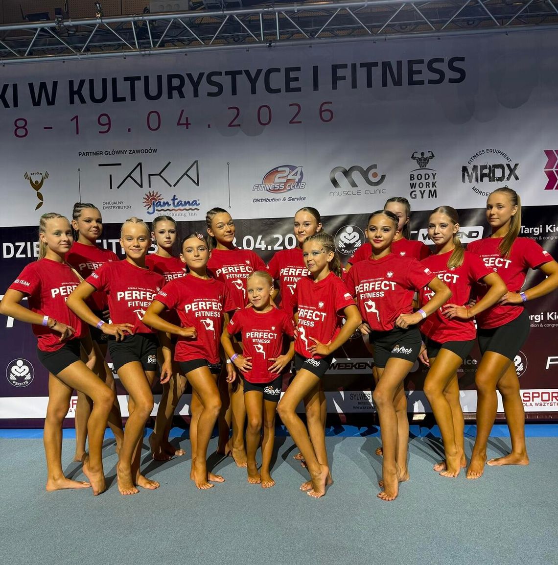 Złotów na podium w całej Polsce. Intensywny i niezwykle udany weekend Szkoły Sportu i Tańca Perfect