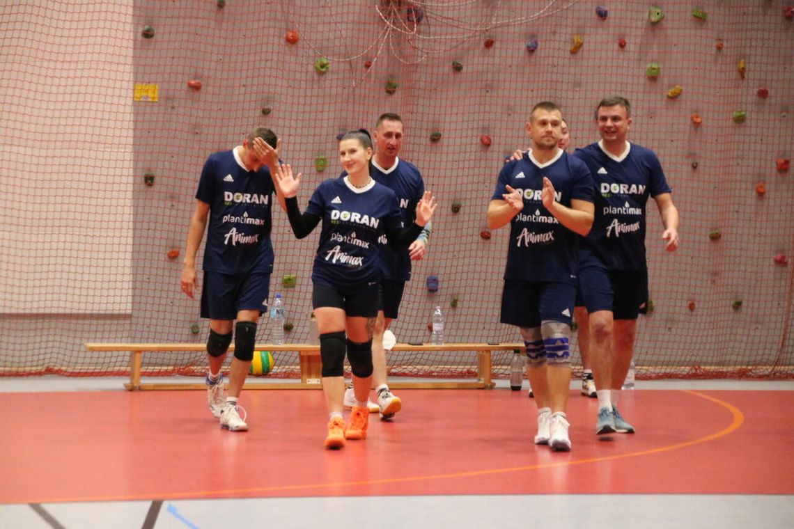 Złotowska Liga Siatkówki Golden League 2025 – emocje nie słabną Złotowska Liga Siatkówki Golden League 2025 – emocje nie słabną